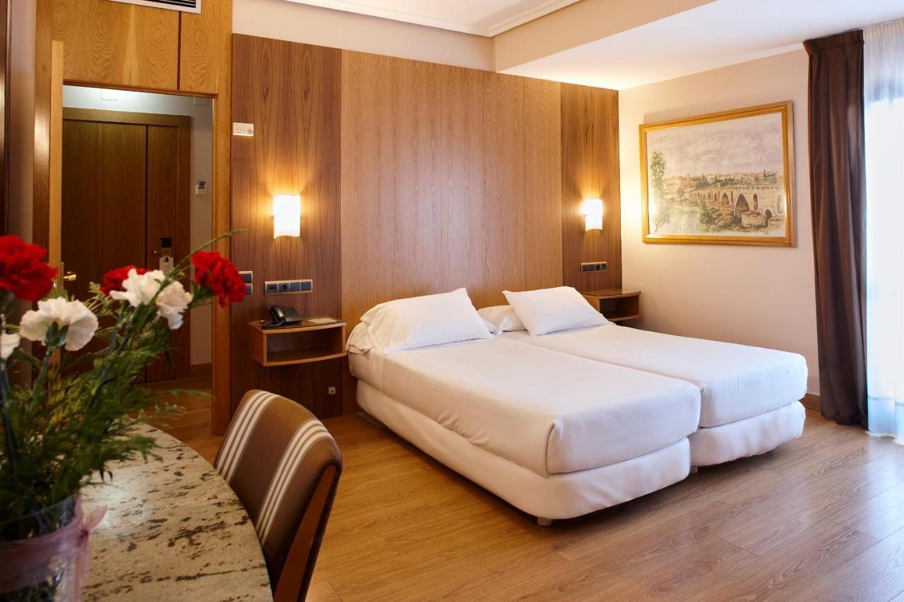 Zenit Dos Infantas Hotell Zamora Exteriör bild